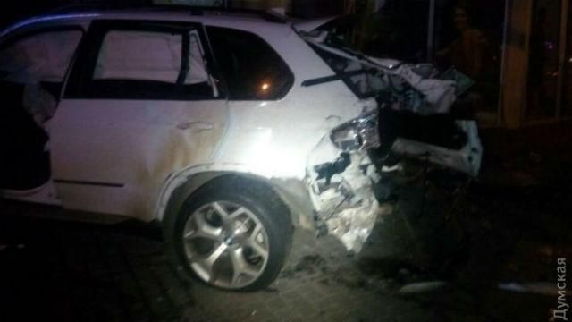 Масштабна аварія в Одесі. Є загиблі і поранені Масштабна аварія в Одесі. Є загиблі і поранені