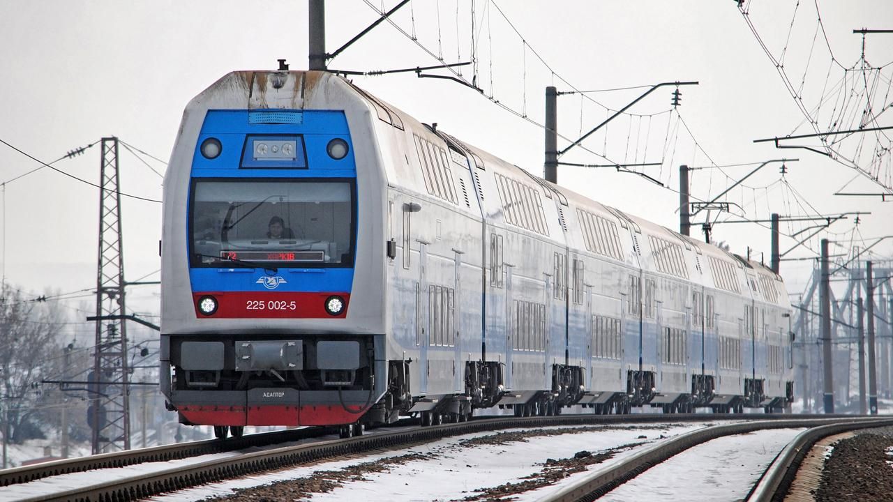 "Укрзализныця" запускает новый двухэтажный поезд из Харькова в Винницу через Киев