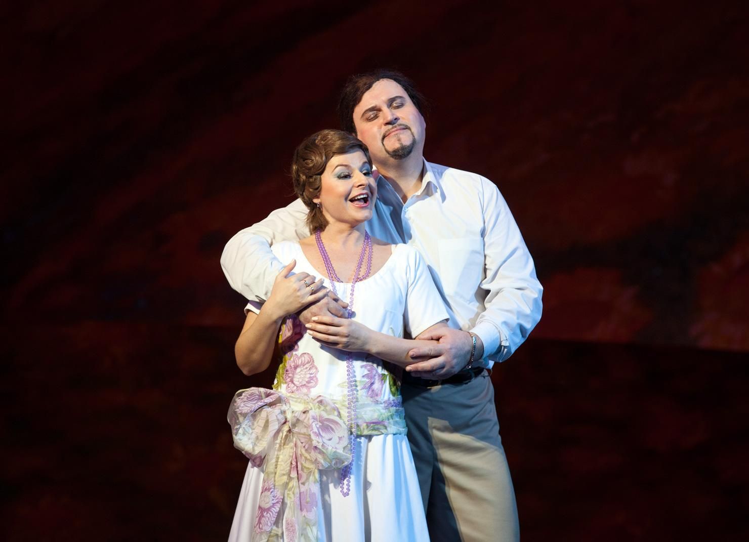 Національна опера України почастує "любовним напоєм" і вразить молитвою Національна опера України почастує "любовним напоєм" і вразить молитвою