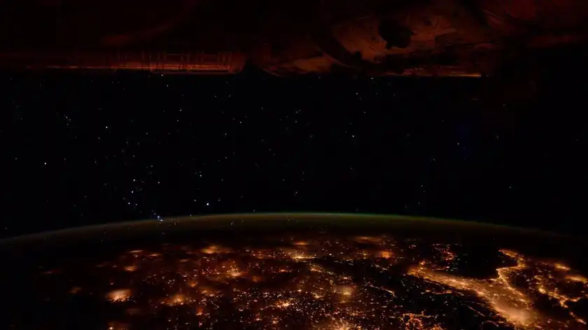 Астронавти показали, як виглядає нічна Європа з космосу: вражаюче фото