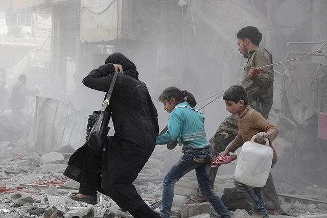 России надо взять на себя трупы сирийских детей, – Кох