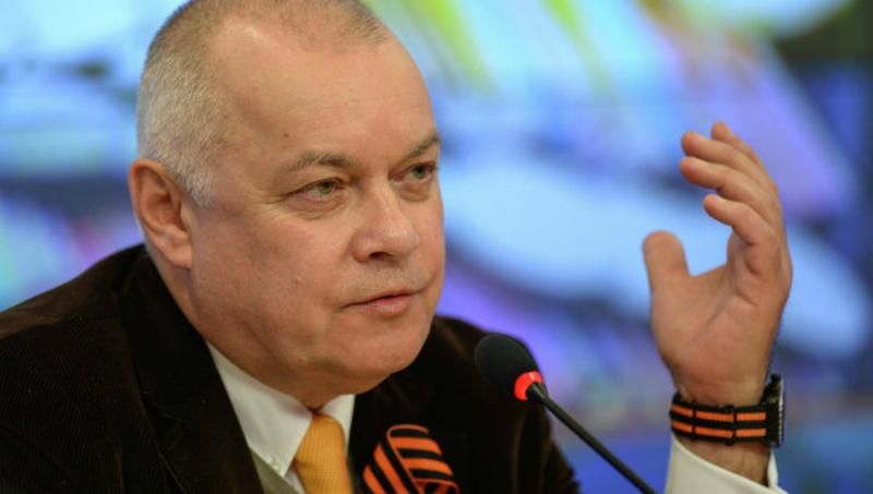 Путін розкритикував слова Кисельова про "радіоактивний попіл" Путін розкритикував слова Кисельова про "радіоактивний попіл"