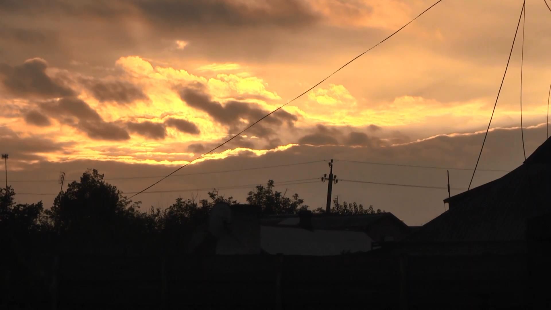 Враг рвется на Мариуполь: обстрелы не прекращаются ни на минуту Враг рвется на Мариуполь: обстрелы не прекращаются ни на минуту