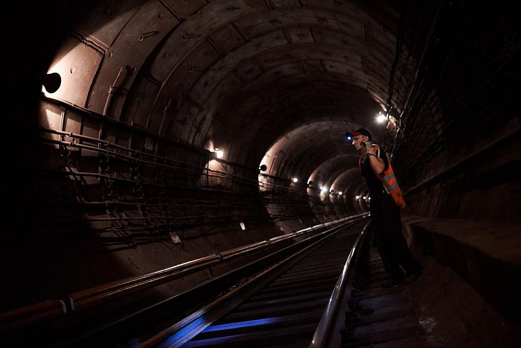 В Киеве станцию метро частично закроют на два дня В Киеве станцию метро частично закроют на два дня