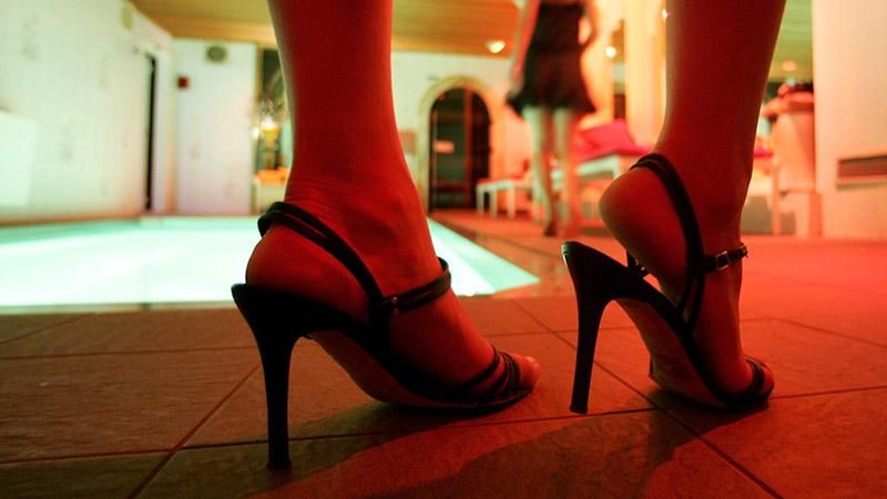 Полиция задержала огромное количество проституток во Львове и Харькове