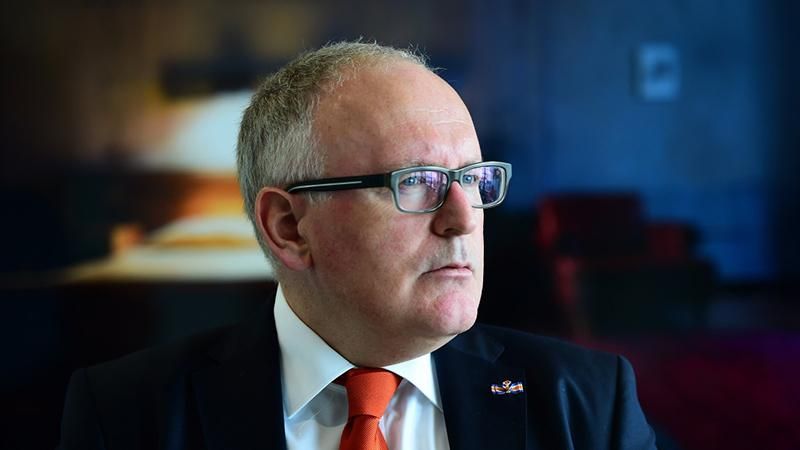 В Еврокомиссии призвали Нидерланды не делать "подарок" Путину В Еврокомиссии призвали Нидерланды не делать "подарок" Путину