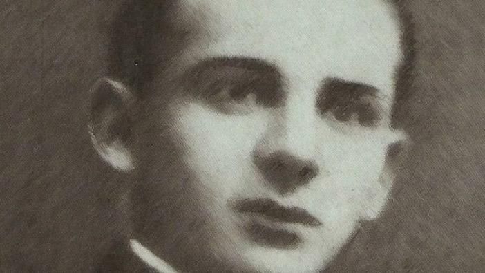 В Украине установили первый памятник известному поэту В Украине установили первый памятник известному поэту