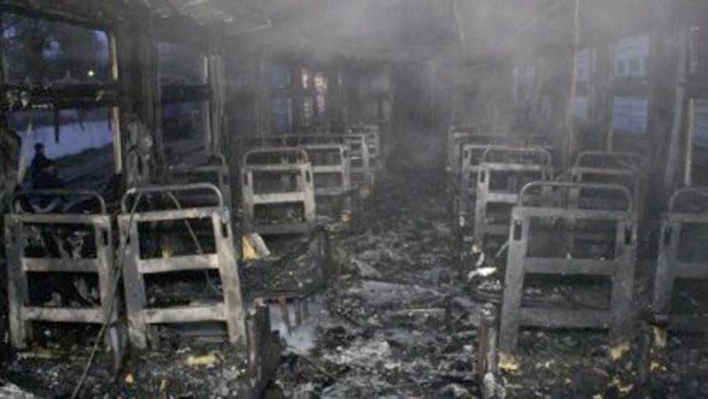 Пасажирський потяг загорівся у Тернополі Пасажирський потяг загорівся у Тернополі