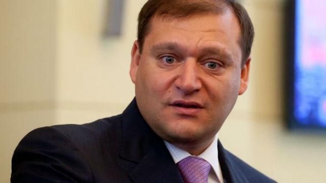 Вино, шуби та щедрий подарунок батька – Добкін оприлюднив декларацію Вино, шуби та щедрий подарунок батька – Добкін оприлюднив декларацію