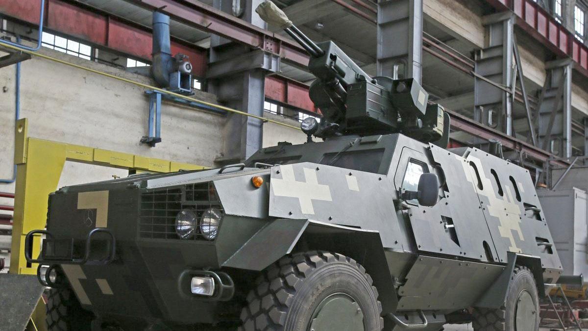 Українці розробили грізну гармату для броньовика "Дозор-Б": з’явилося відео Українці розробили грізну гармату для броньовика "Дозор-Б": з’явилося відео