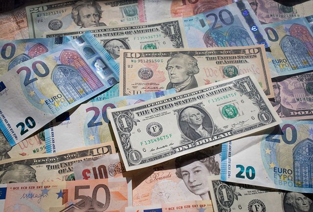 Курс валют на 1 листопада. Іноземна валюта дорожчає Курс валют на 1 листопада. Іноземна валюта дорожчає