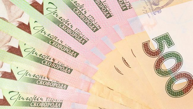 Звідки уряд візьме гроші для підняття мінімальної зарплати Звідки уряд візьме гроші для підняття мінімальної зарплати