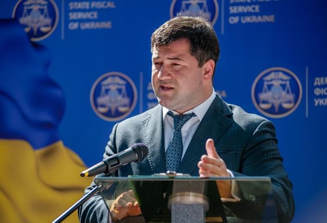 Насиров задекларировал сумасшедшее состояние Насиров задекларировал сумасшедшее состояние