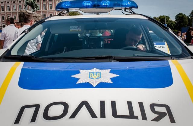 У Чернівцях суддя тікав від тесту на алкоголь: це зняли на відео У Чернівцях суддя тікав від тесту на алкоголь: це зняли на відео