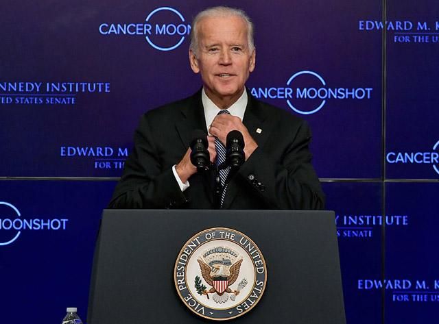 Кортеж Байдена потрапив у ДТП Кортеж Байдена потрапив у ДТП