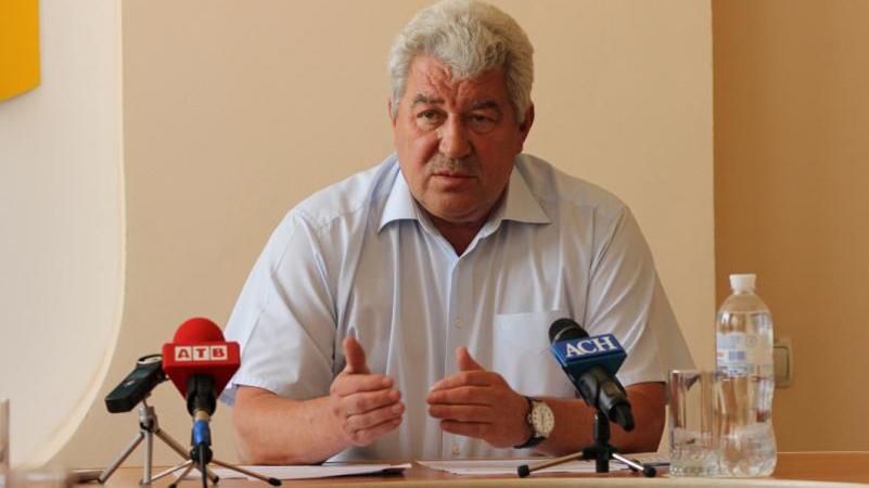 Мэр Бахмута в е-декларации указал баню, туалет и 11 единиц оружия Мэр Бахмута в е-декларации указал баню, туалет и 11 единиц оружия