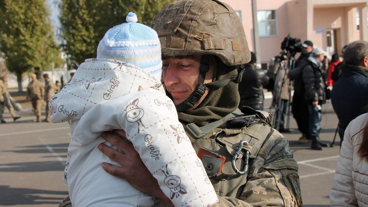 Як у Миколаєві зустрічали морських піхотинців із зони АТО