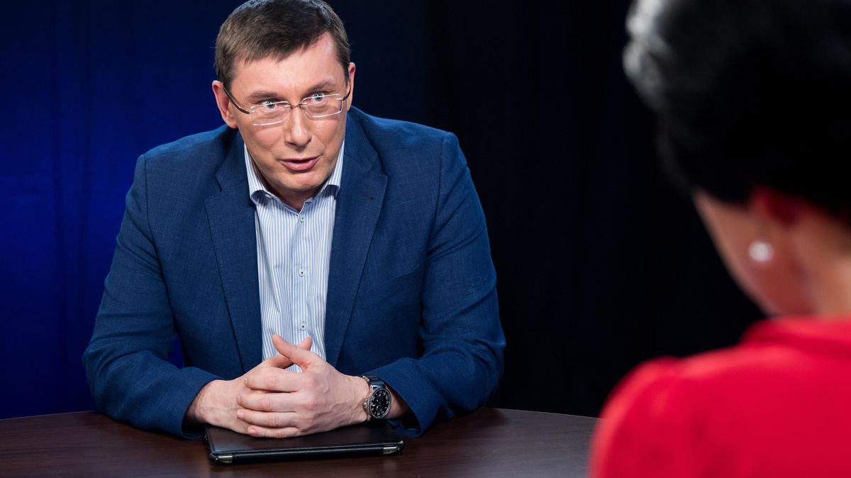 Луценко рассказал, какие декларации будут проверять первыми Луценко рассказал, какие декларации будут проверять первыми
