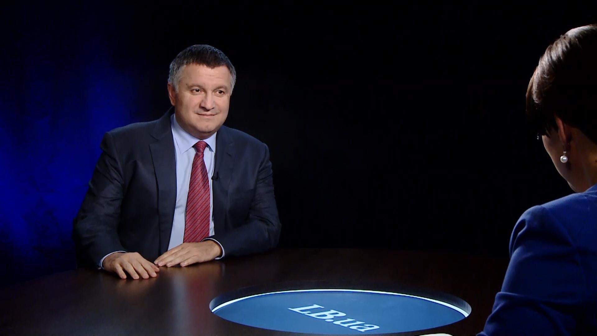 Аваков пообещал показать коллекцию своих дорогих вин Аваков пообещал показать коллекцию своих дорогих вин