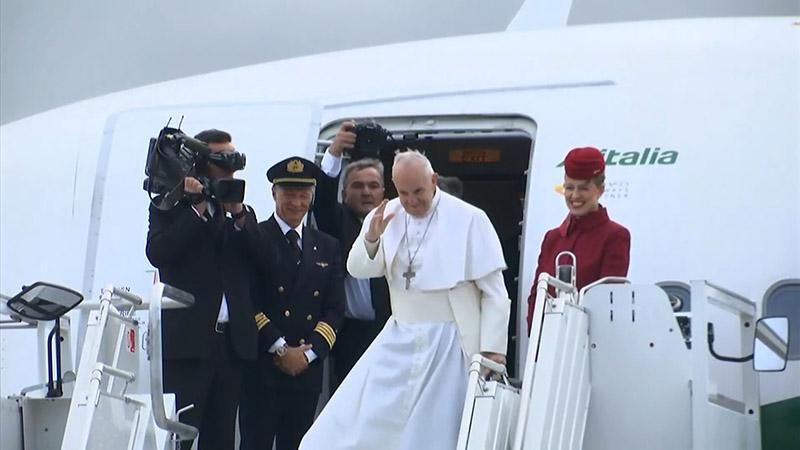Папа Римский завершил свой визит в Швецию