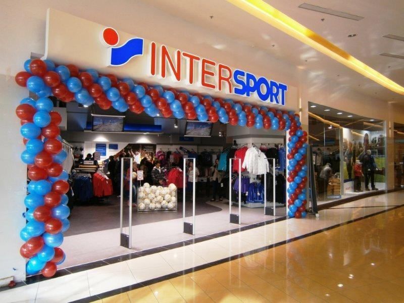 Известная сеть INTERSPORT открыла свои двери для украинцев