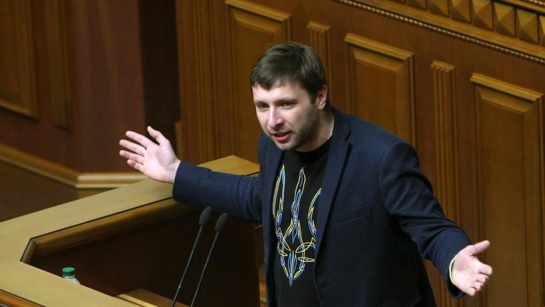 Парасюк попросив вибачення в українців Парасюк попросив вибачення в українців