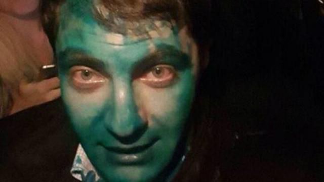 Не на того зверя нарвались: Сакварелидзе отреагировал на зеленку в Харькове Не на того зверя нарвались: Сакварелидзе отреагировал на зеленку в Харькове