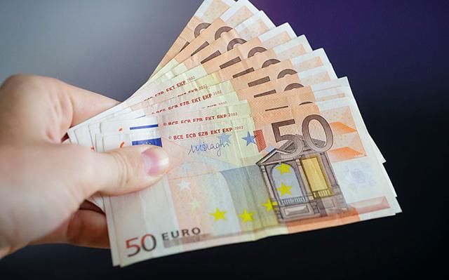 Мільйони фальшивих євро знайшли в болгарському озері