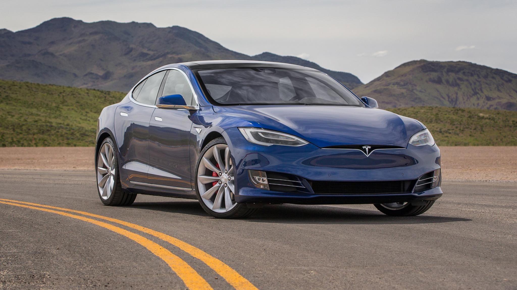 Як Tesla змінює уявлення про безпілотні автомобілі