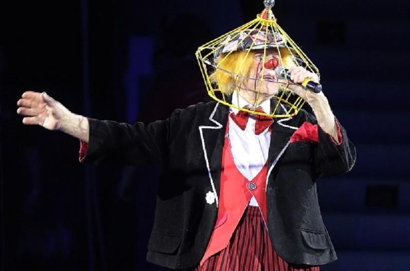 Умер звездный клоун Олег Попов Умер звездный клоун Олег Попов