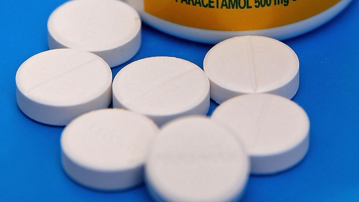 Министр пообещал снижение цен на три вида лекарств
