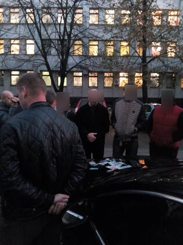 СБУ, військова прокуратура, хабар СБУ, військова прокуратура, хабар