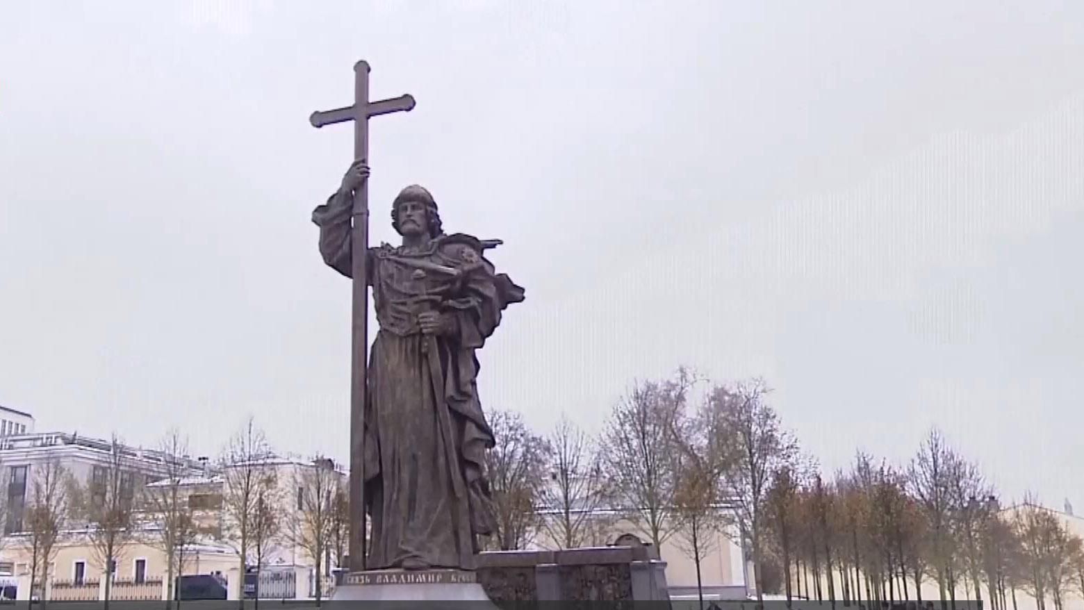 Россия торжественно и нагло украла чужую историю Россия торжественно и нагло украла чужую историю