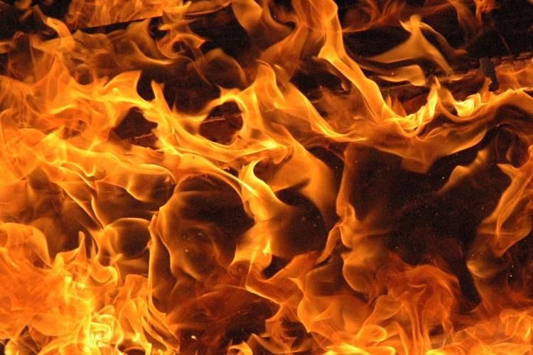 Киоск сгорел в Киеве: появились фото
