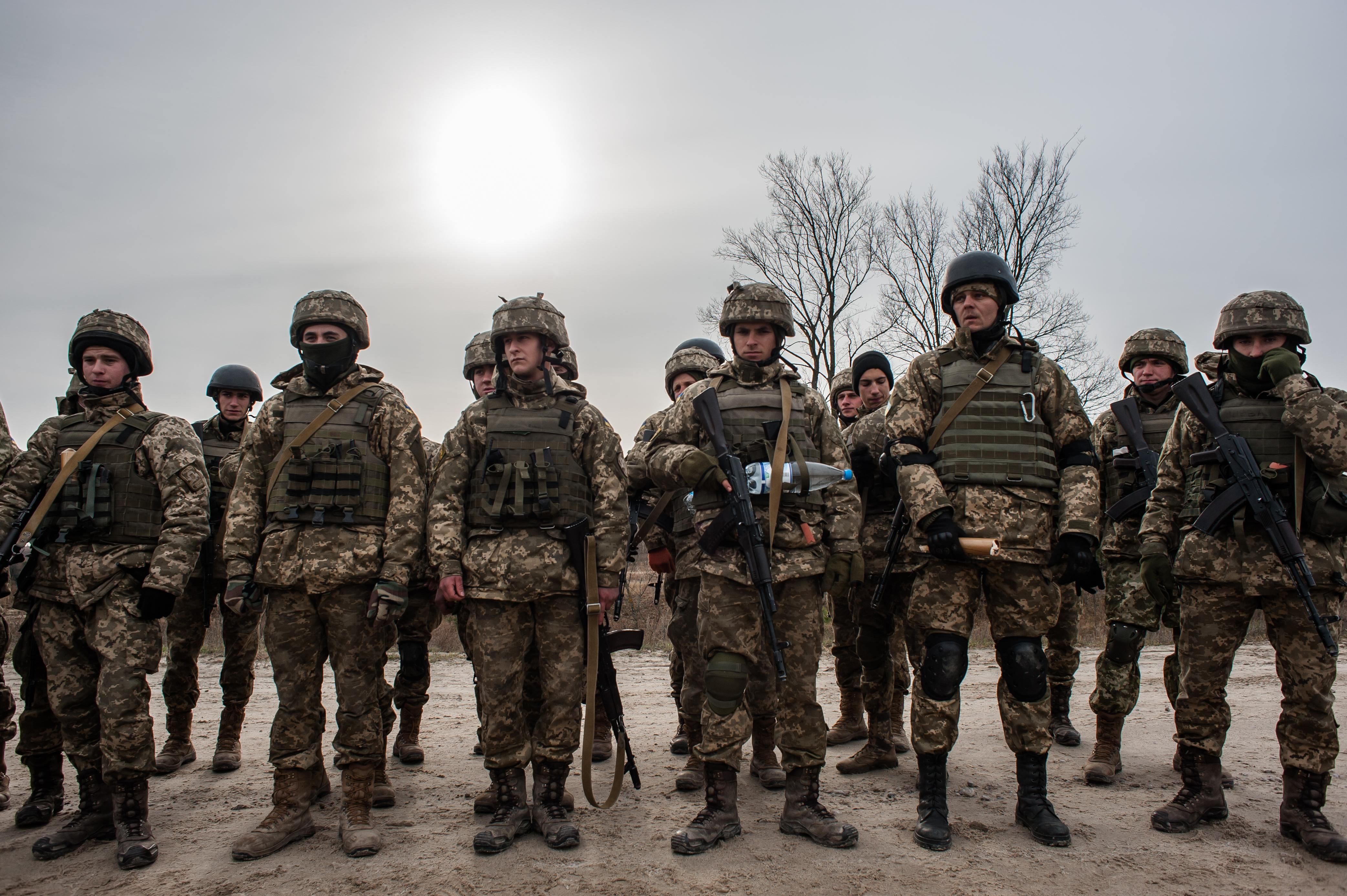 Десантники показали, как готовятся к передовой Десантники показали, как готовятся к передовой