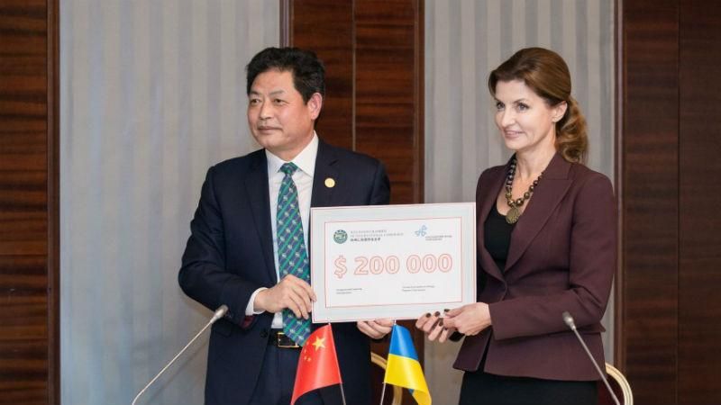 Жена Порошенко договорилась о несколько миллионной помощи из Китая