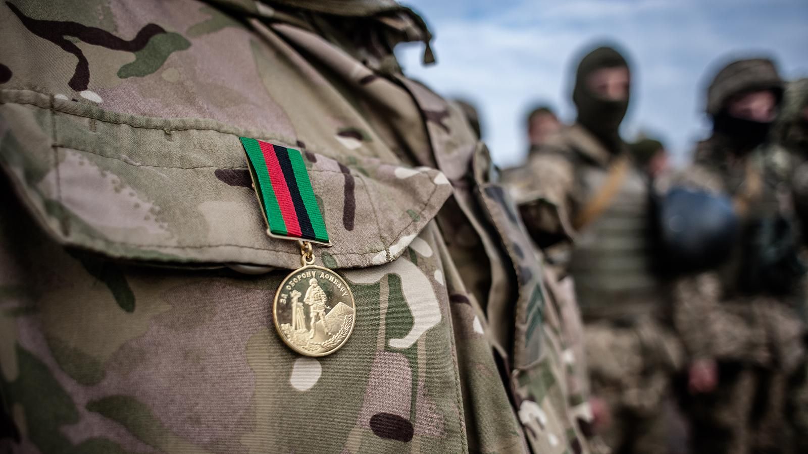 Медаль за боротьбу за Україну: хто з бійців отримав спеціальні нагороди від Дмитра Яроша