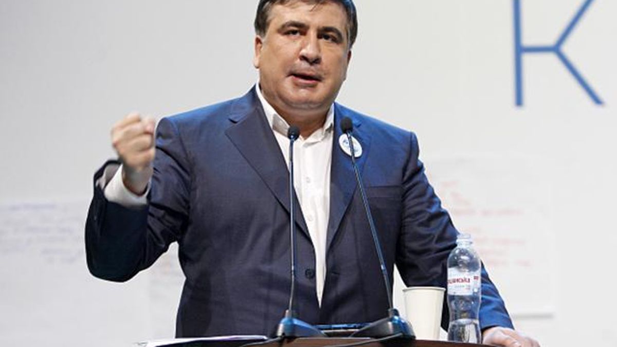 Саакашвили увольняется, потому что идет в политику, – эксперт