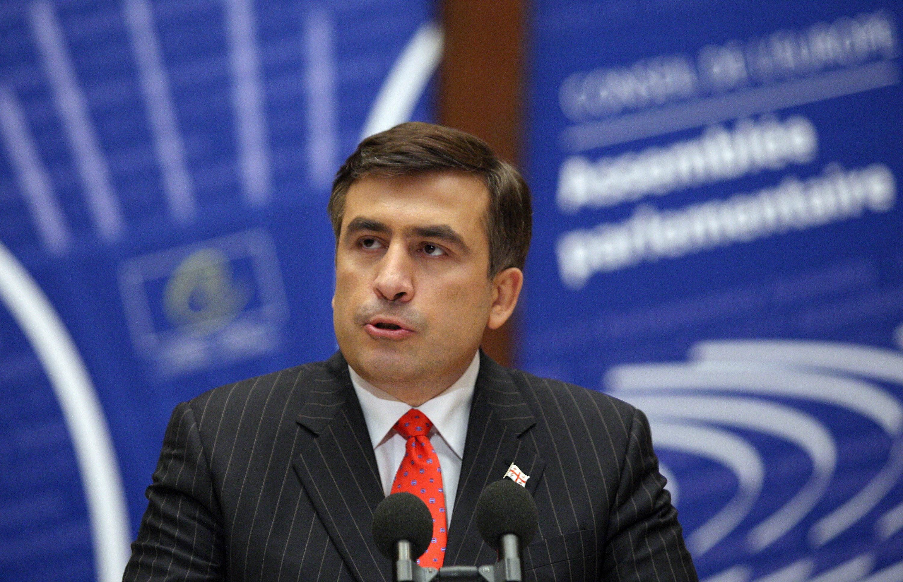 Михо, прощай! Чем украинцам запомнился Саакашвили-губернатор