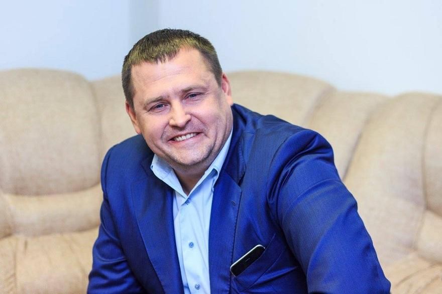 "Накачанный ублюдок" Филатов прокомментировал отставку Саакашвили