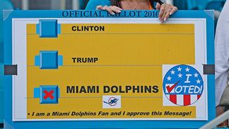 Звезды – тоже люди: селебрити проголосовали в США