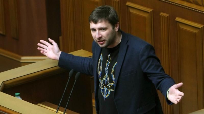 Дописанные миллионы и измененные владельцы: что чиновники исправили в декларациях Дописанные миллионы и измененные владельцы: что чиновники исправили в декларациях