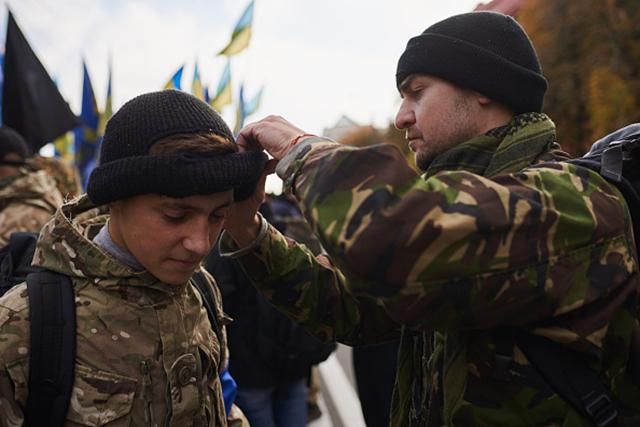 Бійцям АТО бракує курток, шапок та білизни Бійцям АТО бракує курток, шапок та білизни