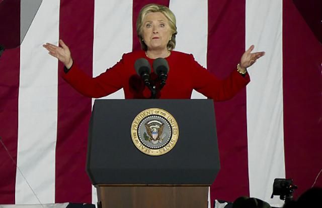 Клинтон побеждает в первых городах США, которые объявили результаты выборов Клинтон побеждает в первых городах США, которые объявили результаты выборов