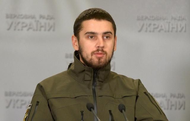 Пьяного и. о. заместителя прокурора Славянска задержали в зоне АТО Пьяного и. о. заместителя прокурора Славянска задержали в зоне АТО