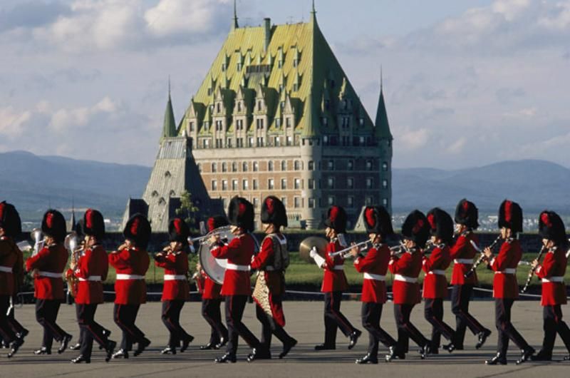 Американці шукають виходу – сайт про еміграцію в Канаду "впав" через кількість запитів Американці шукають виходу – сайт про еміграцію в Канаду "впав" через кількість запитів