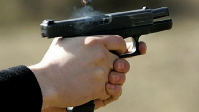 Неизвестный расстрелял двух полицейских в Киевской области: в Нацполиции сообщили детали Неизвестный расстрелял двух полицейских в Киевской области: в Нацполиции сообщили детали