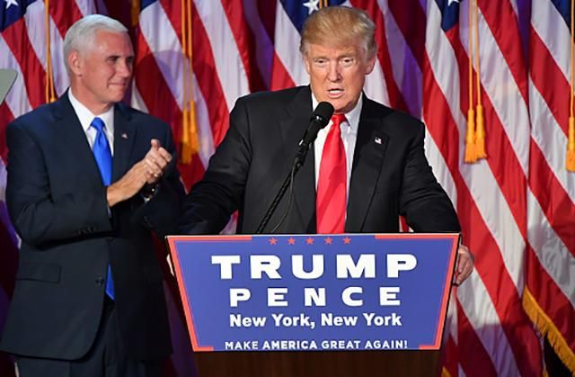 У Росії очікують скасування санкцій після перемоги Трампа У Росії очікують скасування санкцій після перемоги Трампа