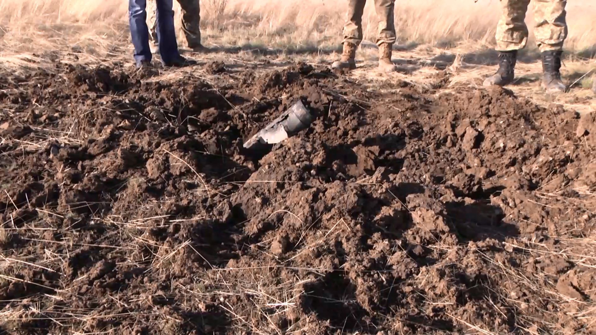 Терористи знову почали обстрілювати українські позиції "Градами"