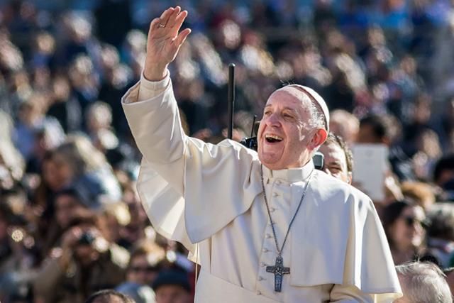 Папа Римский собрал миллионы евро для украинцев